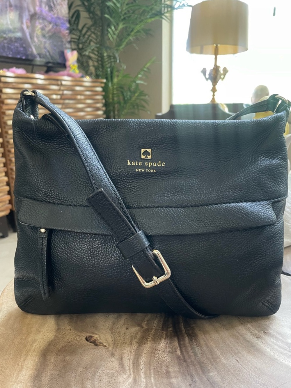 Kate spade black pebbled leather crossbody gold hardware